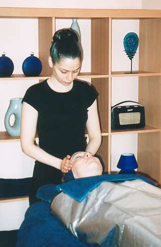 Maddy giving Nicky a Temple Massage and Body Wrap